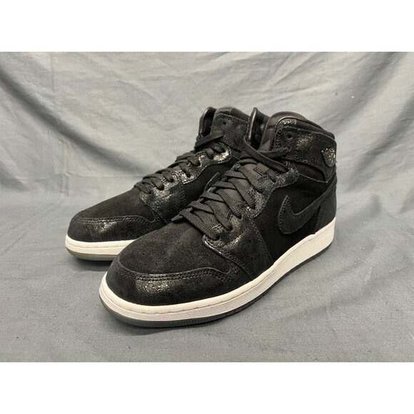 Nike Boys Jordan 1 Retro High (GS) 2016 Heiress Black Suede Size 6.5 NEW NO BOX! - Picture 4 of 11